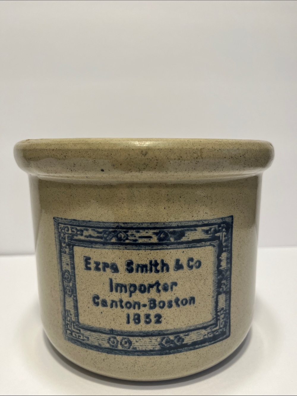 Crock English Stoneware Rare HANDCRAFTED “MOIRA"  Ezra SMITH & CO Boston 1852